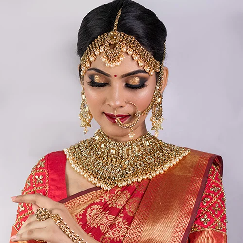 Shreya S.